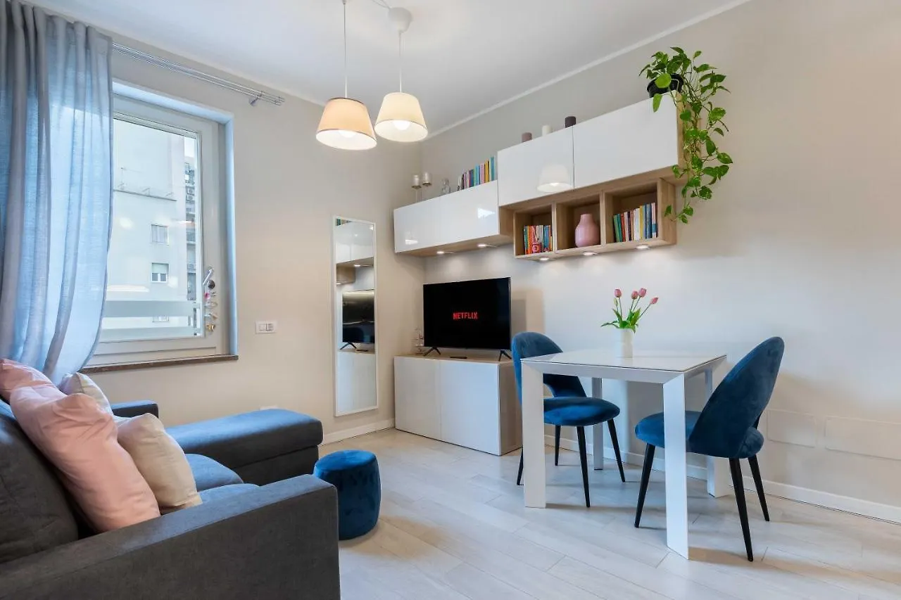 Candy House Milan Apartment